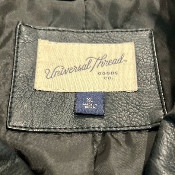 Universal Thread Black Faux Leather Jacket - Picture 5 of 6